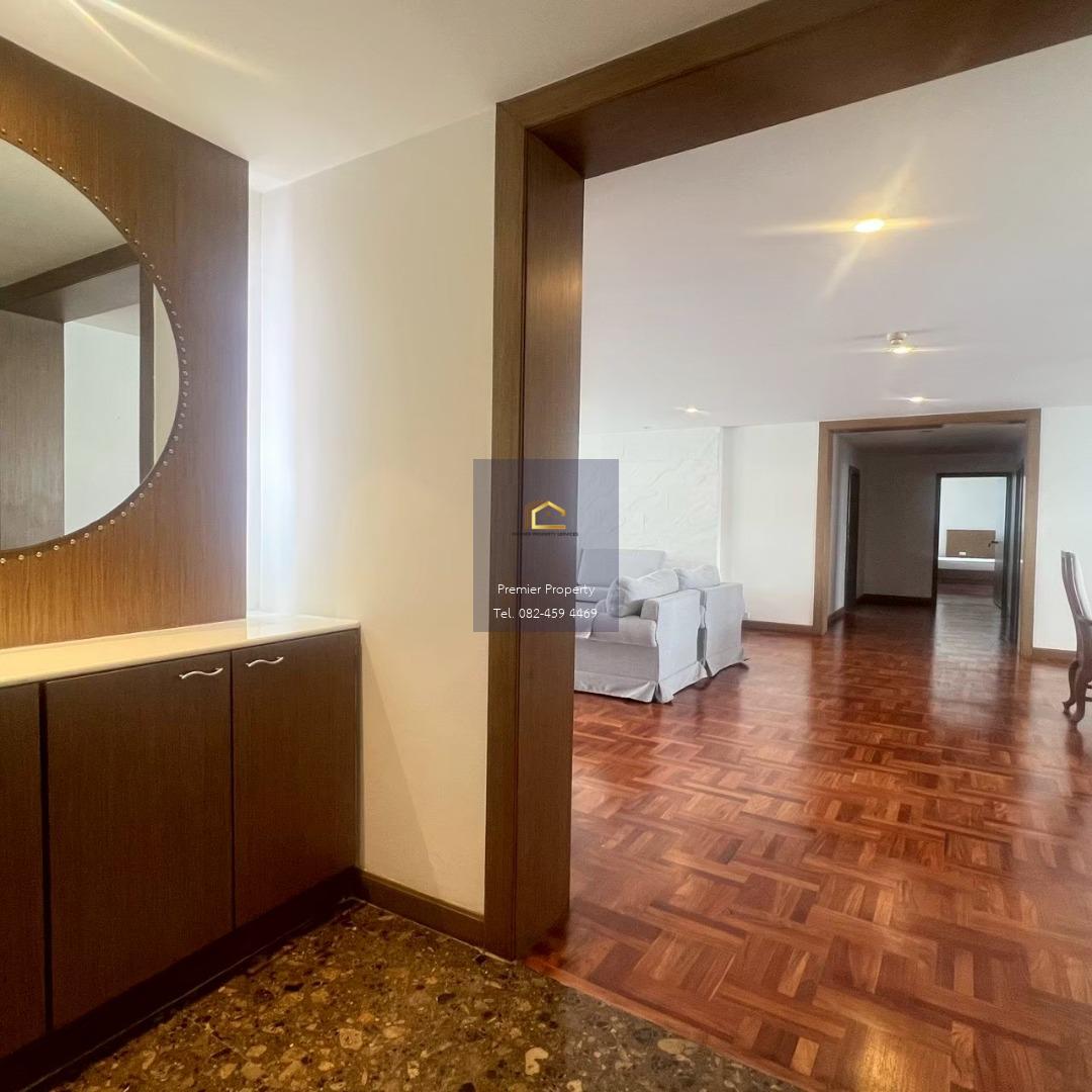 ให้เช่าอพาร์ทเมนท์ 3 ห้องนอน ขนาดใหญ่ ใกล้รถไฟฟ้าพร้อมพงษ์ สามารถรับสัตว์เลี้ยงได้ 