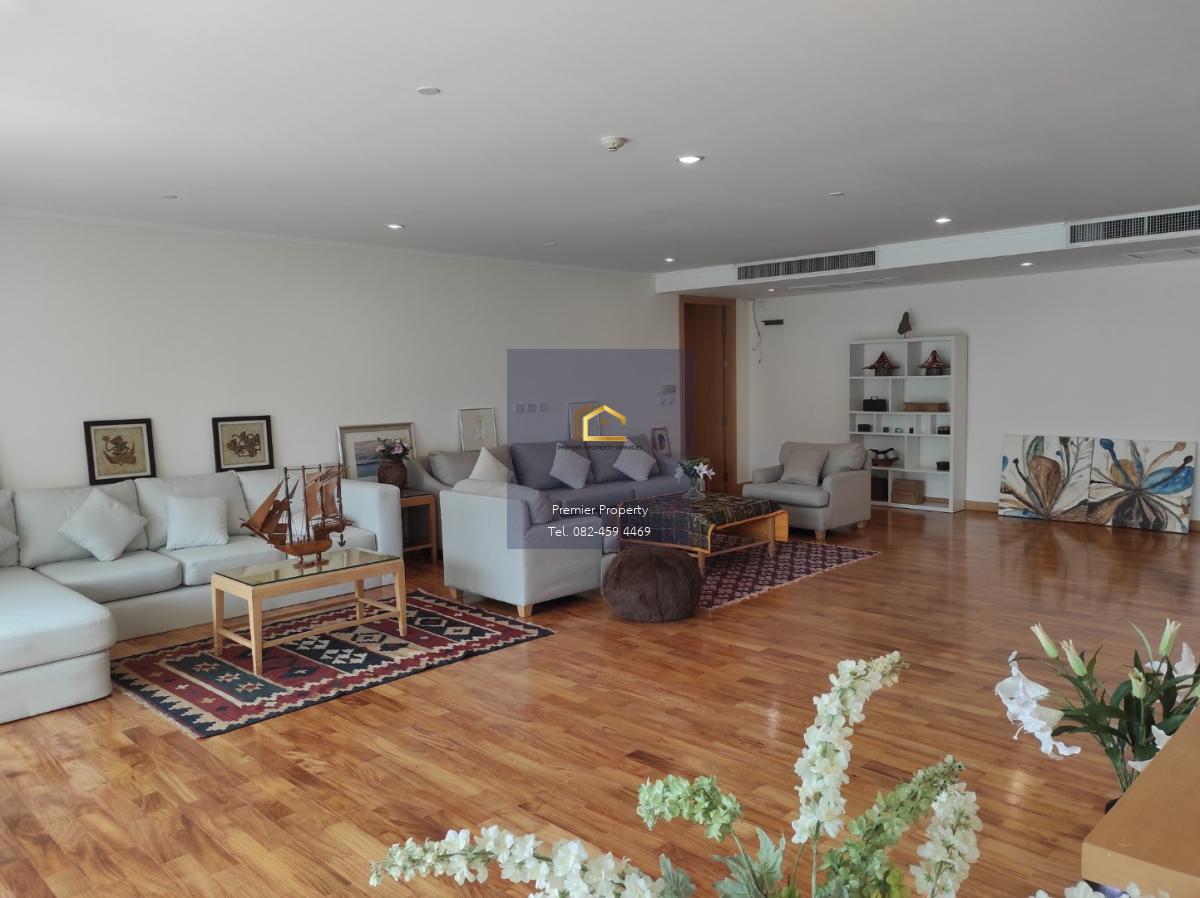 ปล่อยเช่าอพาร์ทเม้น 4 ห้องนอน มีสวนแยก เหมาะสำครับครอบครัวที่มีสัตว์เลี้ยง