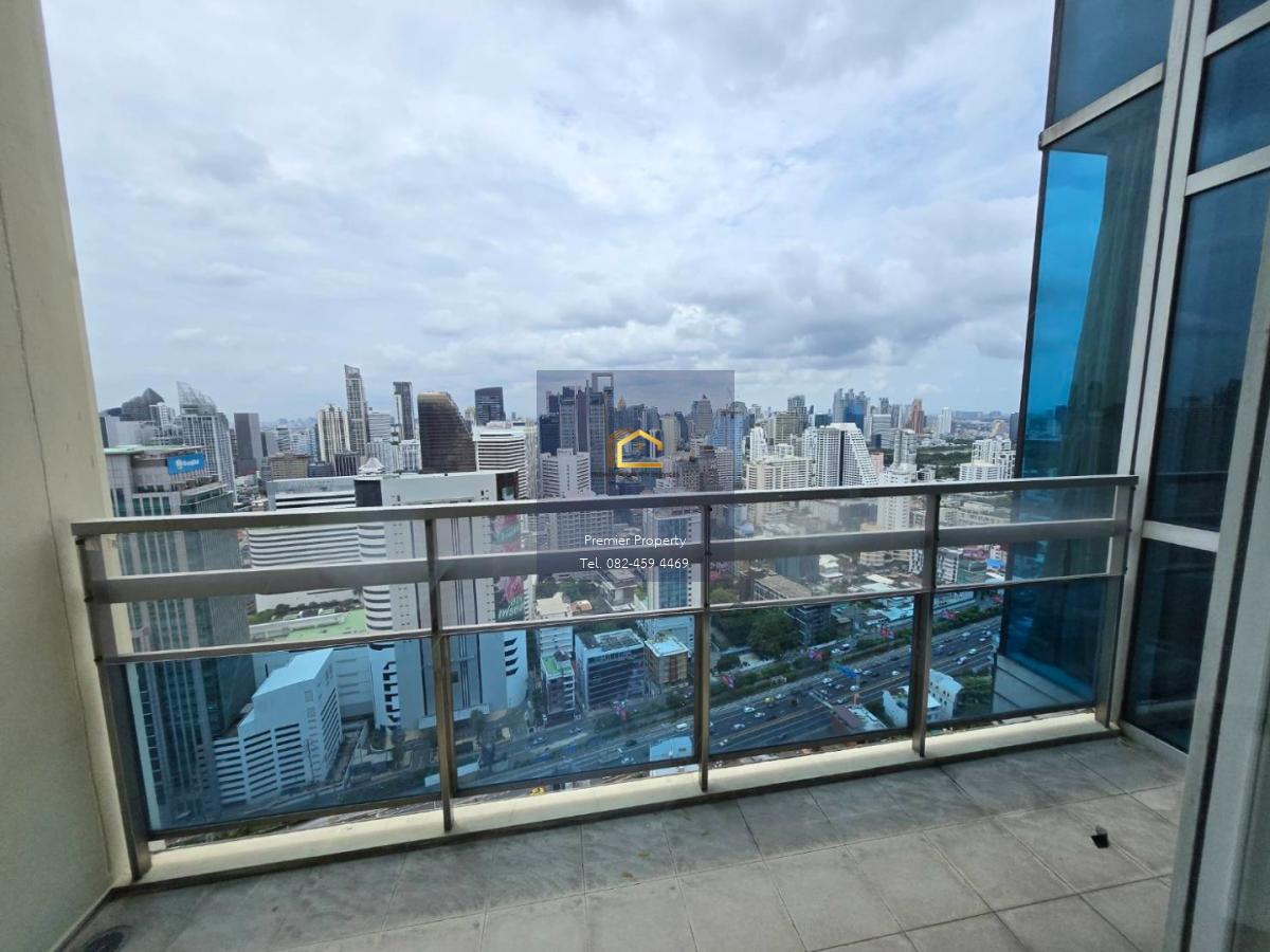 ดิ แอททินี เรสสิเด้น 3 ห้องนอน ชั้นสูง สำหรับเช่า ครัวเปิด