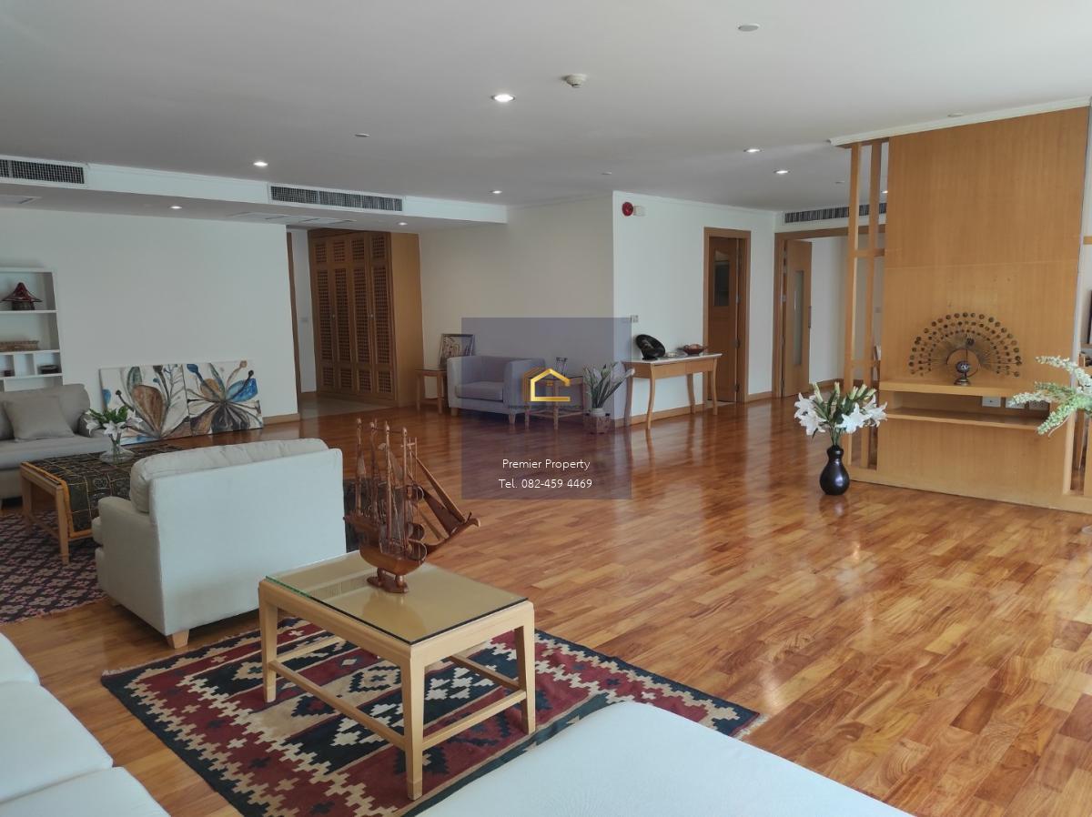 ปล่อยเช่าอพาร์ทเม้น 4 ห้องนอน มีสวนแยก เหมาะสำครับครอบครัวที่มีสัตว์เลี้ยง