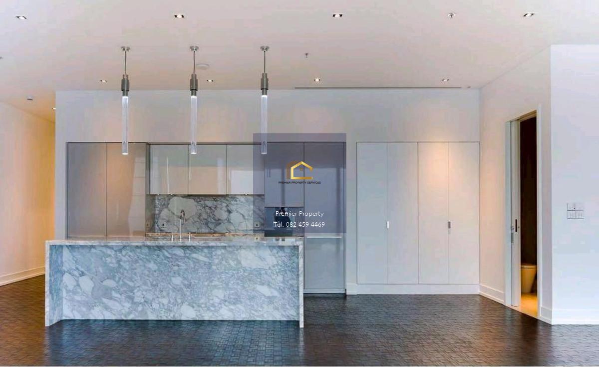 Unfurnished 3 Bedrooms rent at the Ritz-calton Mahanakorn